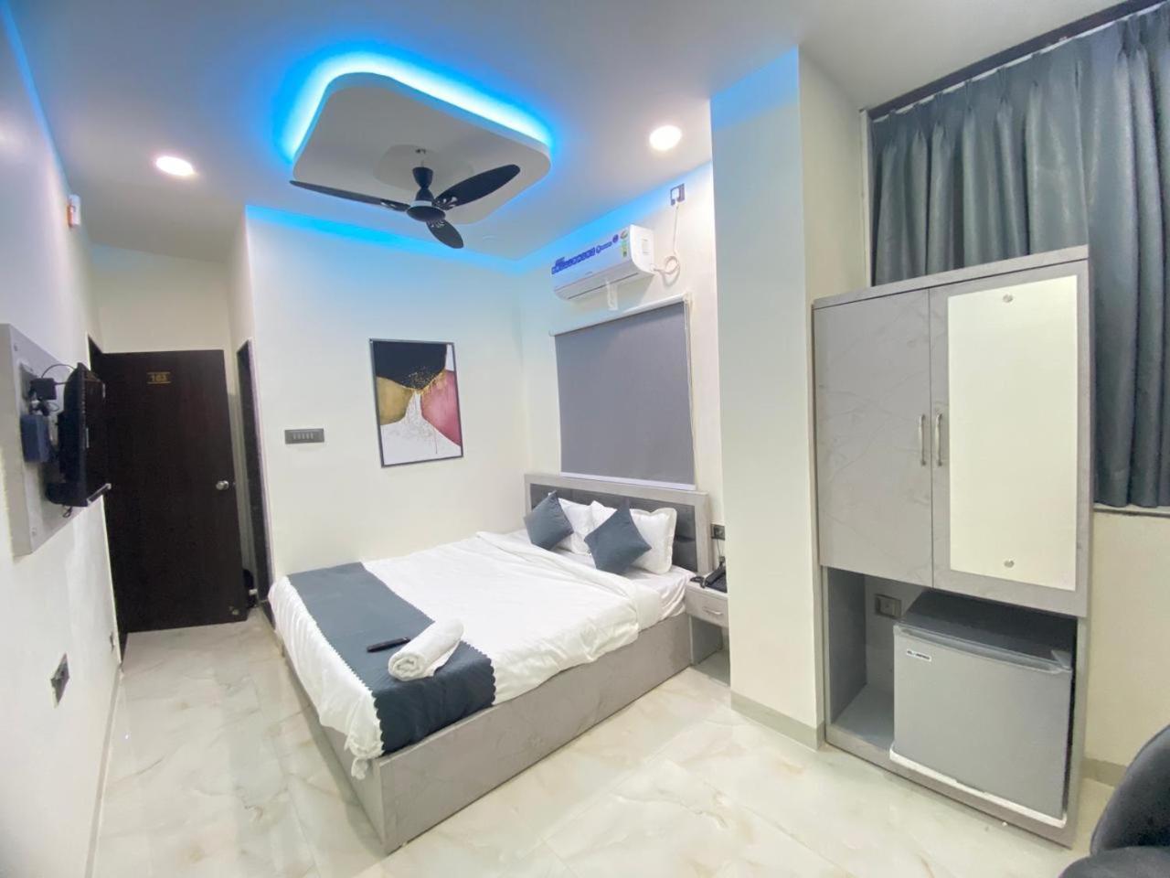 Hotel Sky City Нагпур Екстериор снимка